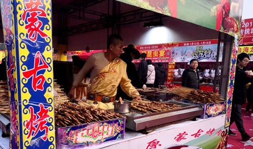 食品安全快檢車 上崗 執(zhí)勤 構(gòu)筑餐桌食安 過濾網(wǎng)