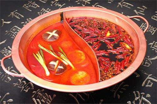 渝達(dá)老火鍋加盟優(yōu)勢(shì)